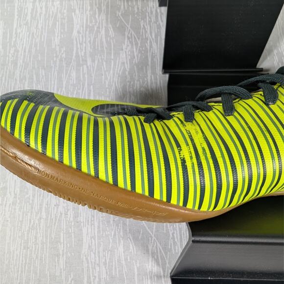 Nike MercurialX Soccer Shoes Mens US 9.5 Seaweed Volt 852526 376 main image 6